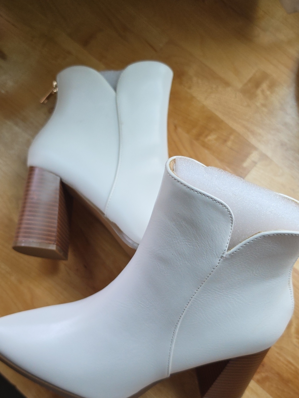 Women's White Ankle Boots with Block Heel
